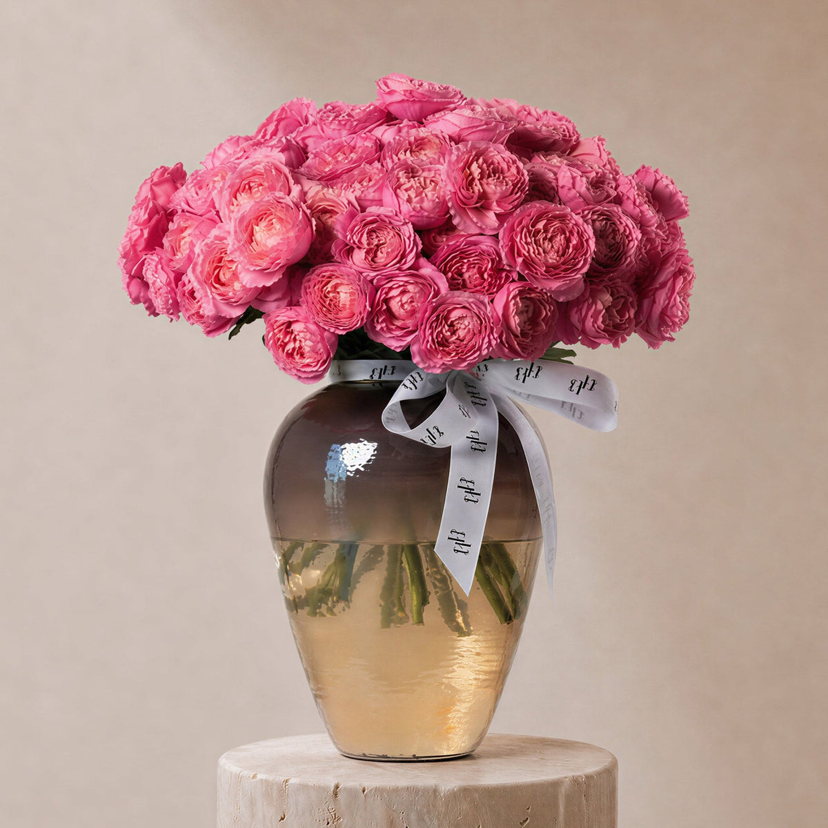 Kirz Garden Roses in Lumiere Vase - BLACK AND BLANC