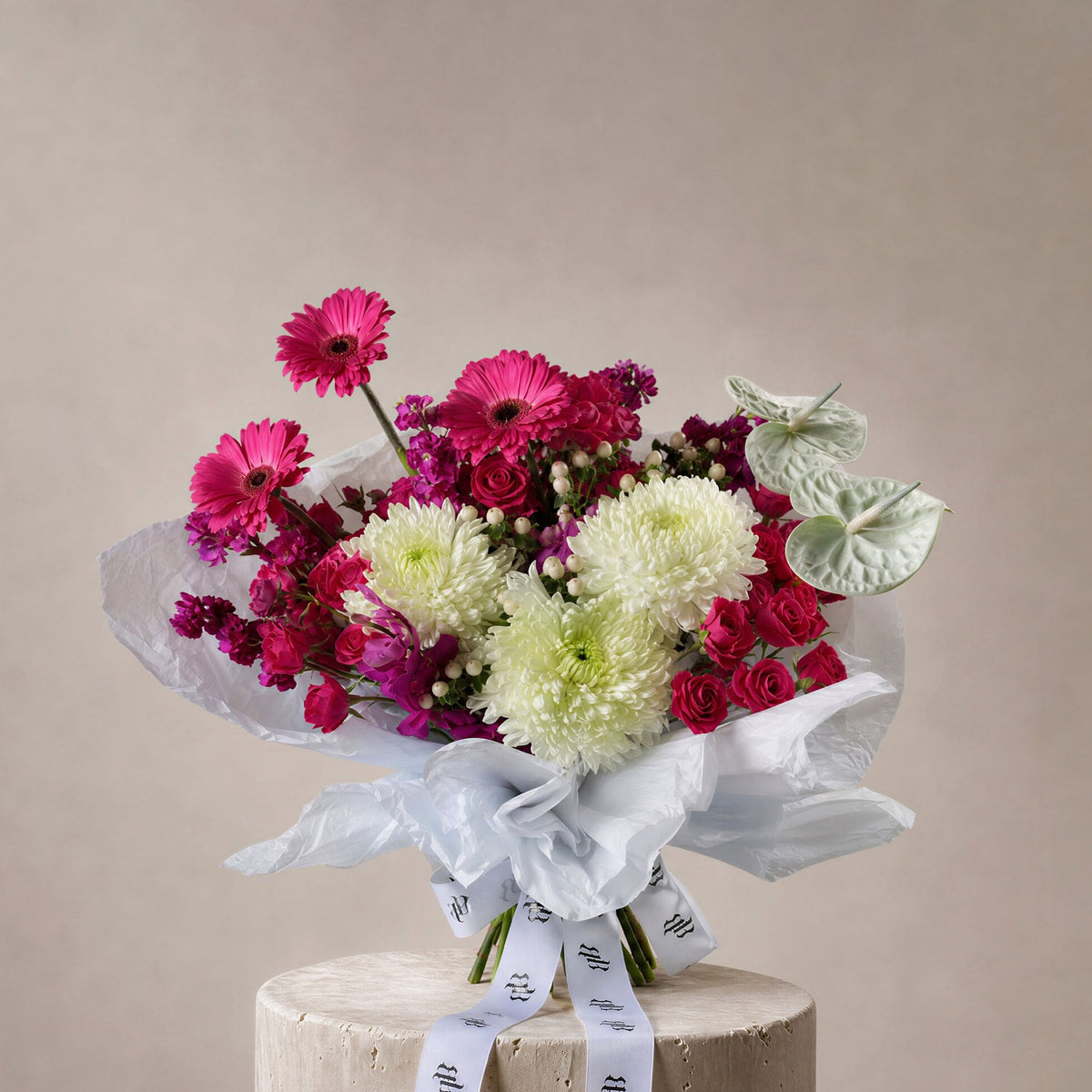Le Croisetter Bouquet - BLACK AND BLANC