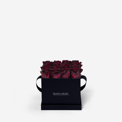 Burgundy Square Infinity - Infinity Roses - BLACK AND BLANC