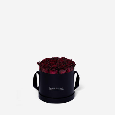 Burgundy Round - Infinity Roses - BLACK AND BLANC