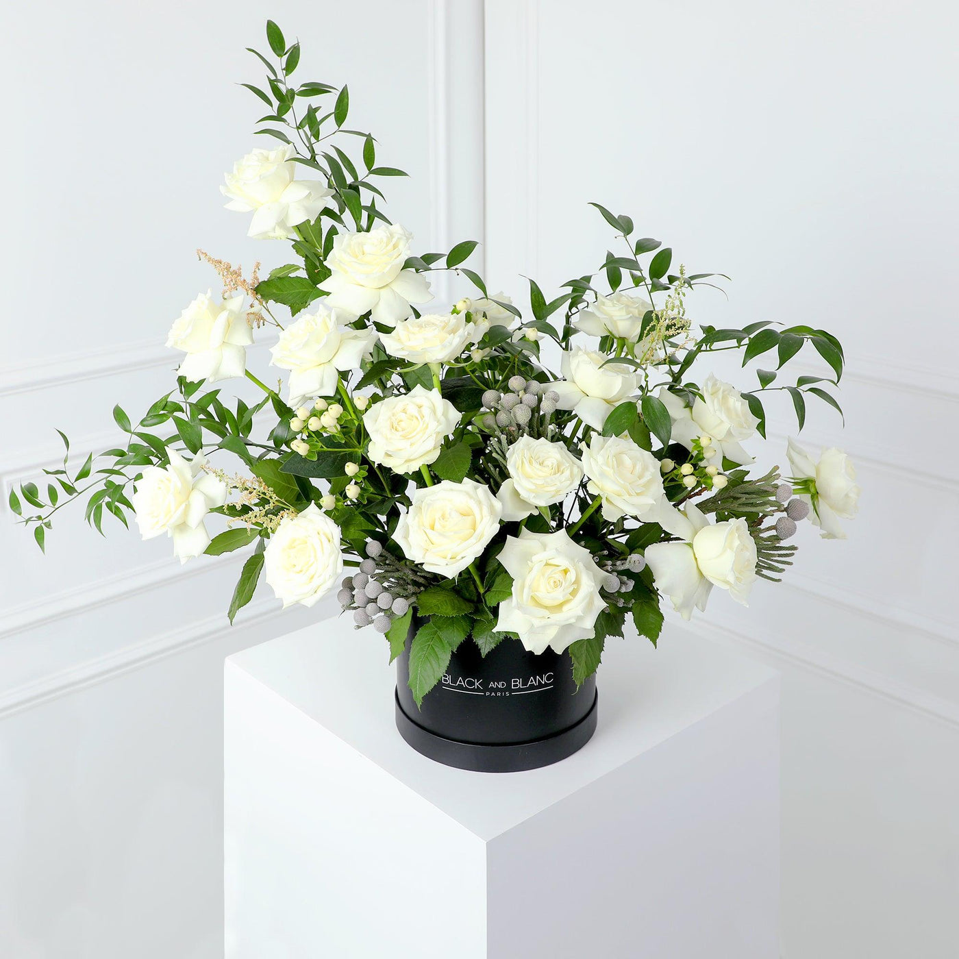 Mist- Fresh Flowers - BLACK AND BLANC