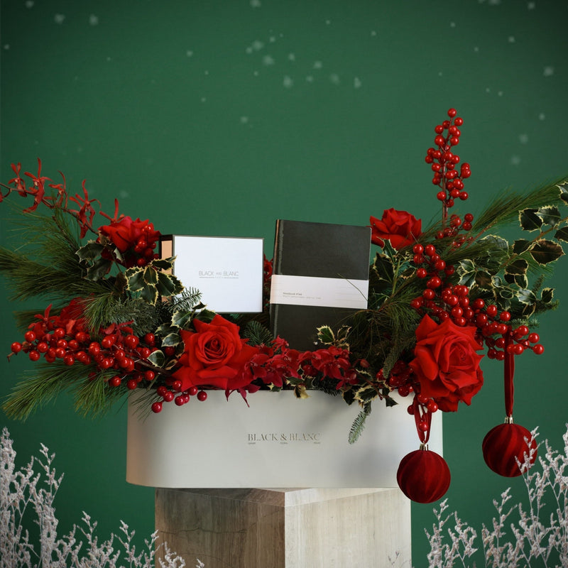 Mont Blanc Executive Christmas Hamper (Notebook & Almond Chocolate) - BLACK AND BLANC