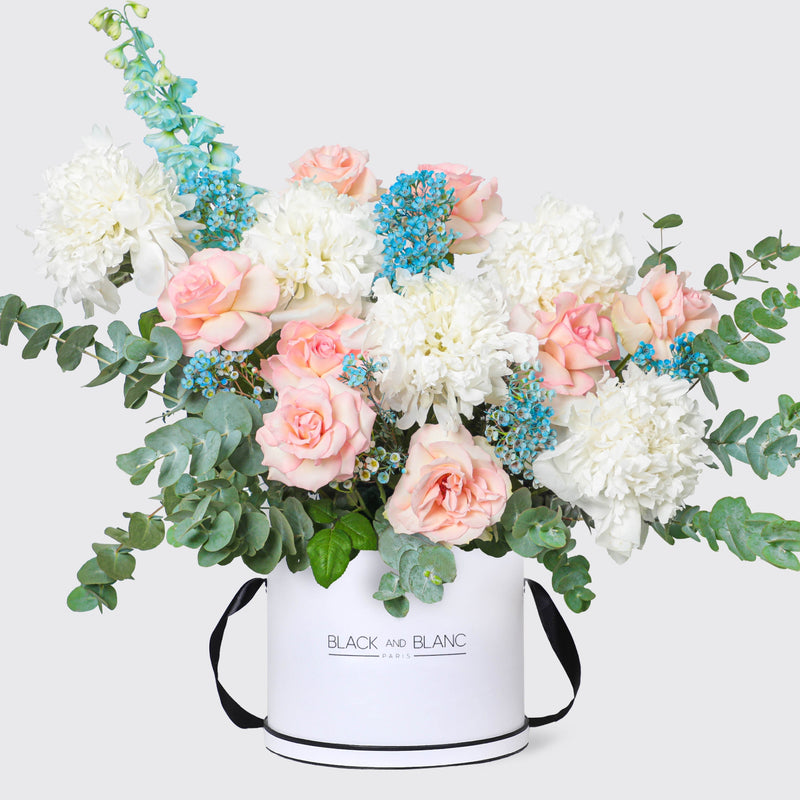 Pastel Dream Peonies in Box - Le Grand / White