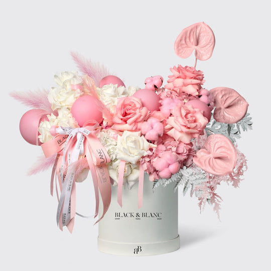 Pink Grace in Box - BLACK AND BLANC