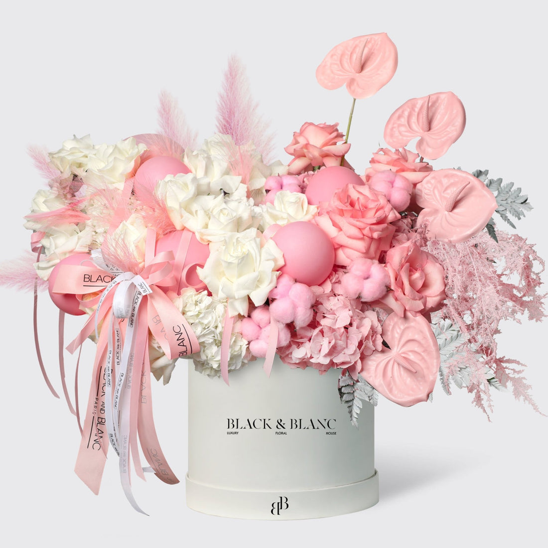 Pink Grace in Box - BLACK AND BLANC