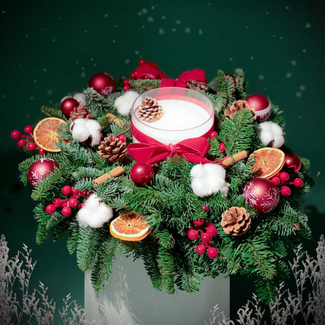 Radiant Centerpiece - Fresh Flowers - BLACK AND BLANC