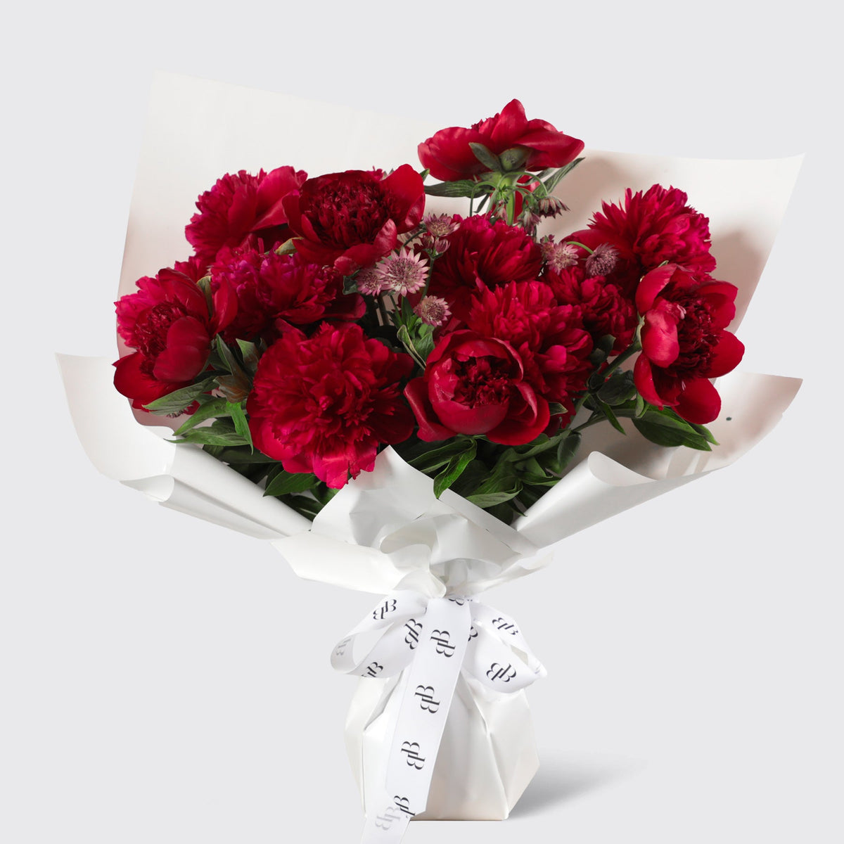Red Peony Bouquet - BLACK AND BLANC