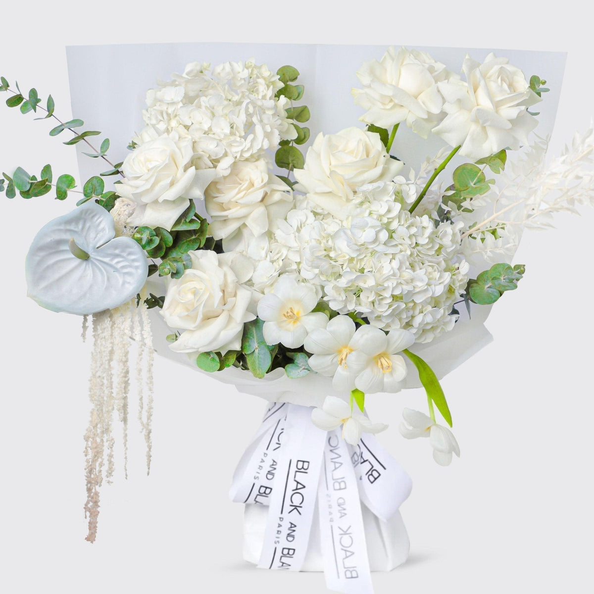 Renaissance Splendor Bouq - BLACK AND BLANC