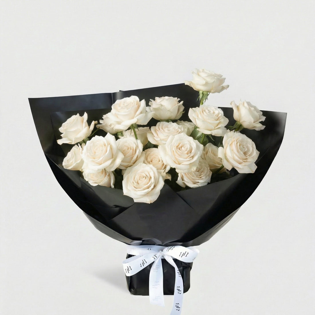 Rose Luxe Bouquet - BLACK AND BLANC
