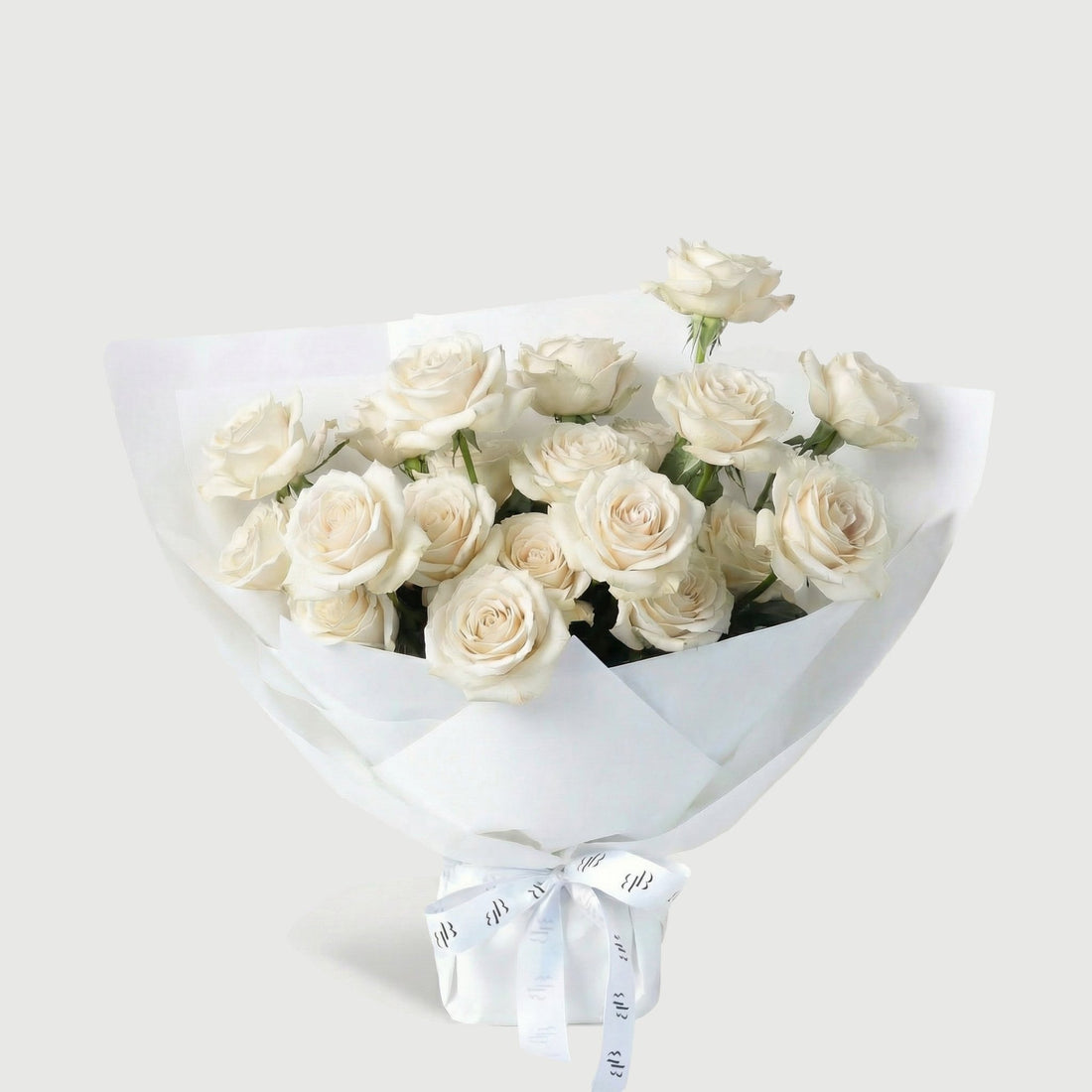 Rose Luxe Bouquet - BLACK AND BLANC