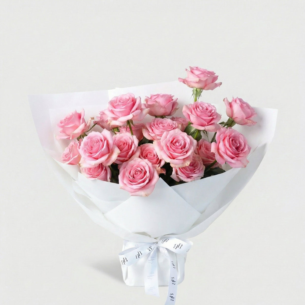 Rose Luxe Bouquet - BLACK AND BLANC
