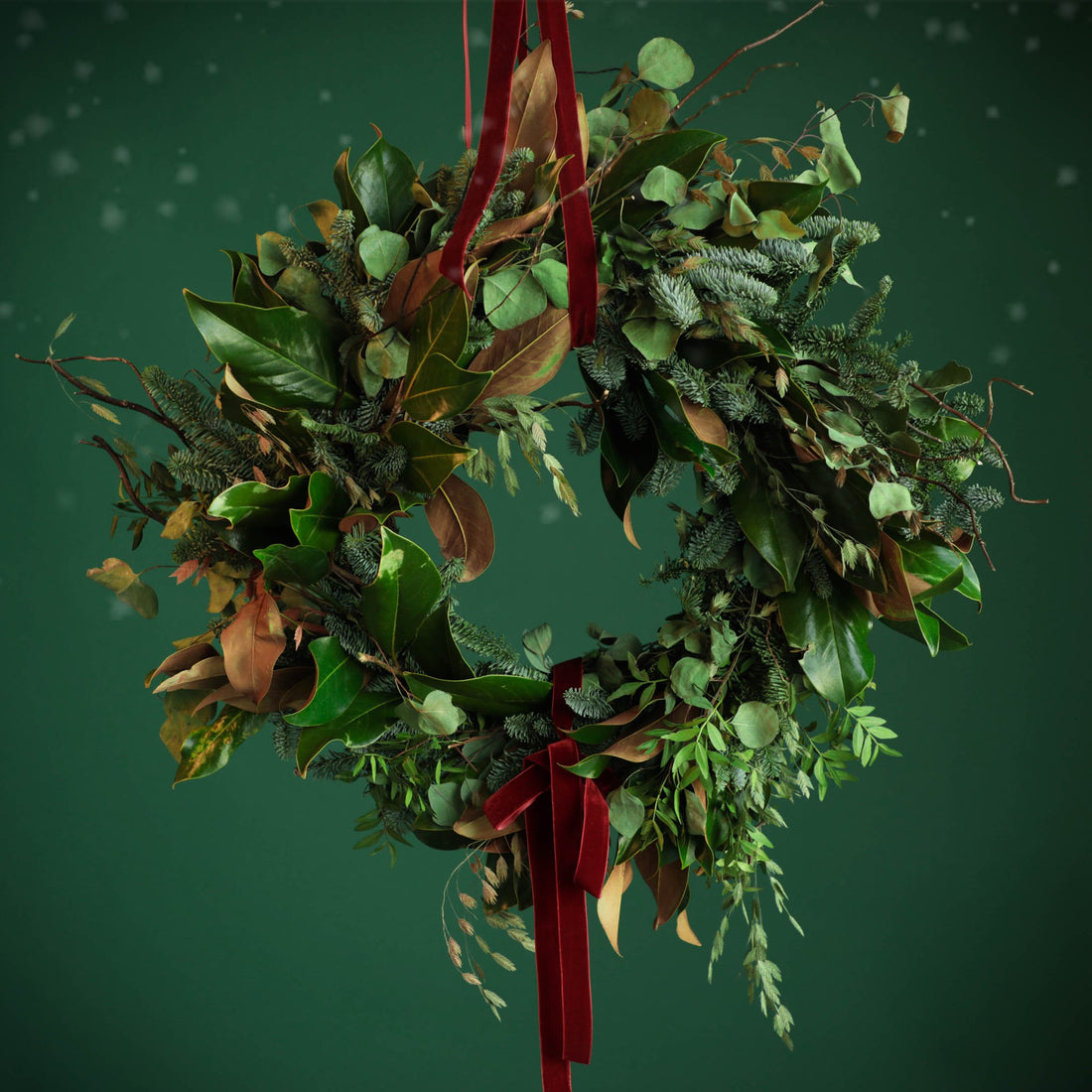 Rustic Velvet Wreath - BLACK AND BLANC