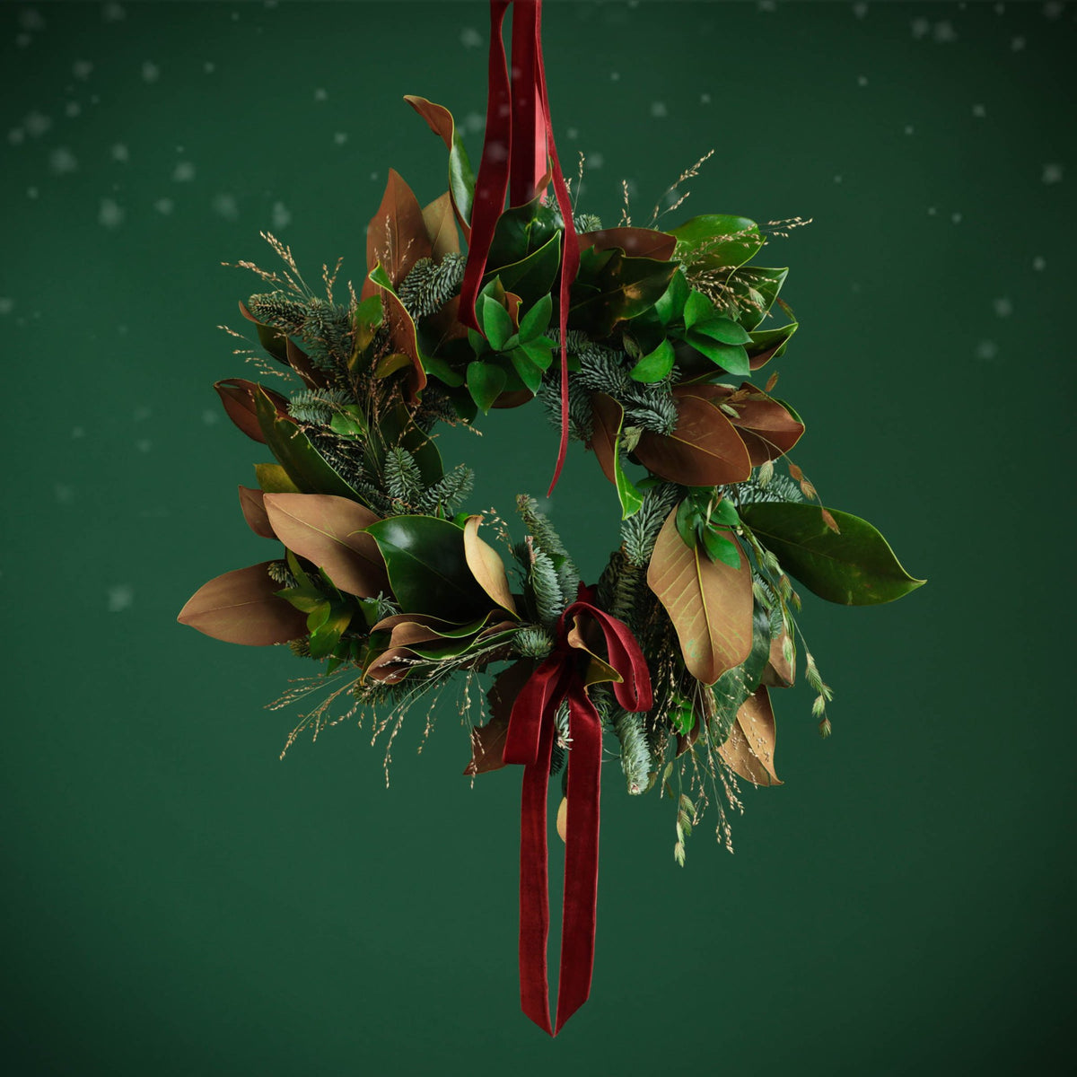 Rustic Velvet Wreath - BLACK AND BLANC