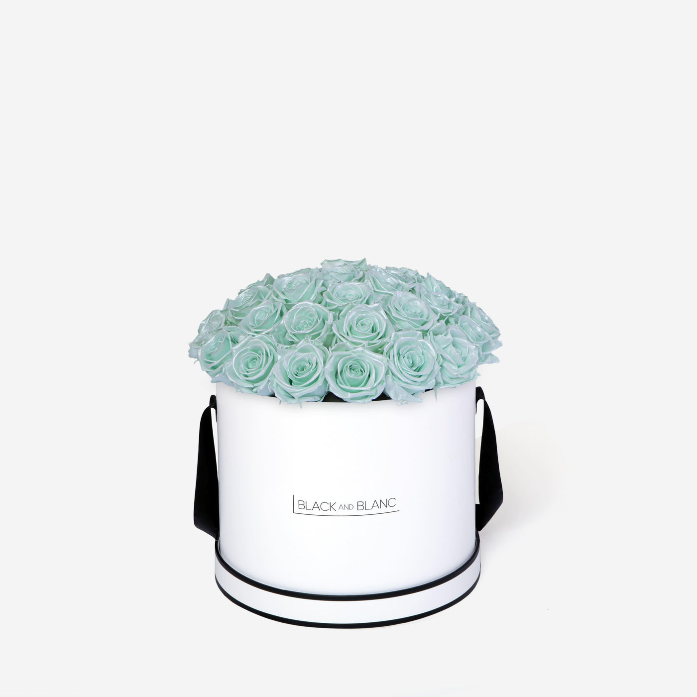 Satin Tiffany BouqBox - Infinity Roses - BLACK AND BLANC