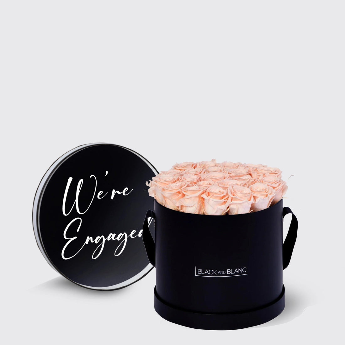 Texte de Fleur - We're Engaged - Infinity Roses - BLACK AND BLANC