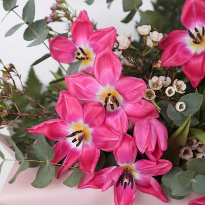 Tulipe de Rose Bouquet - BLACK AND BLANC