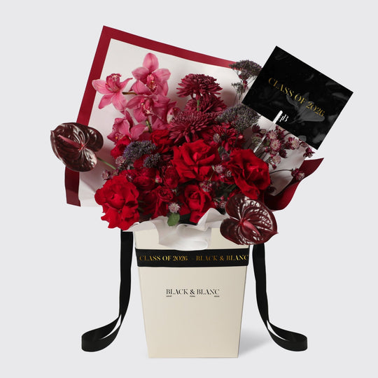 Velvet Decree Bouquet - BLACK AND BLANC
