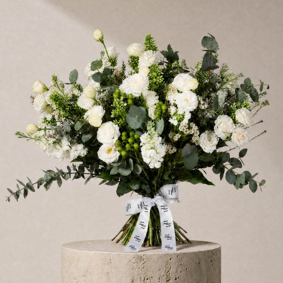 Verdant Bouquet - BLACK AND BLANC