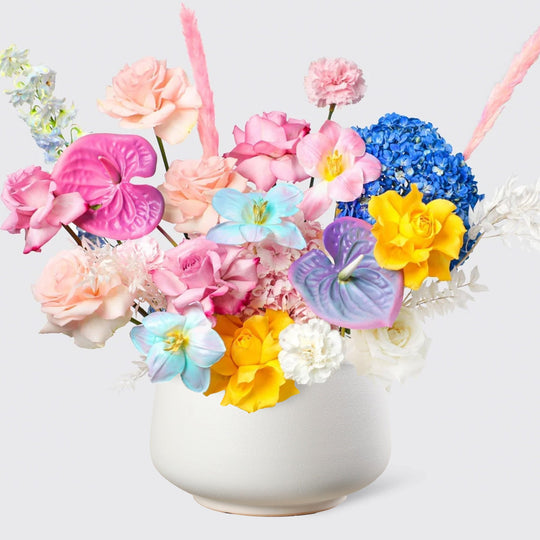 Vibrant Delice in Vase - BLACK AND BLANC
