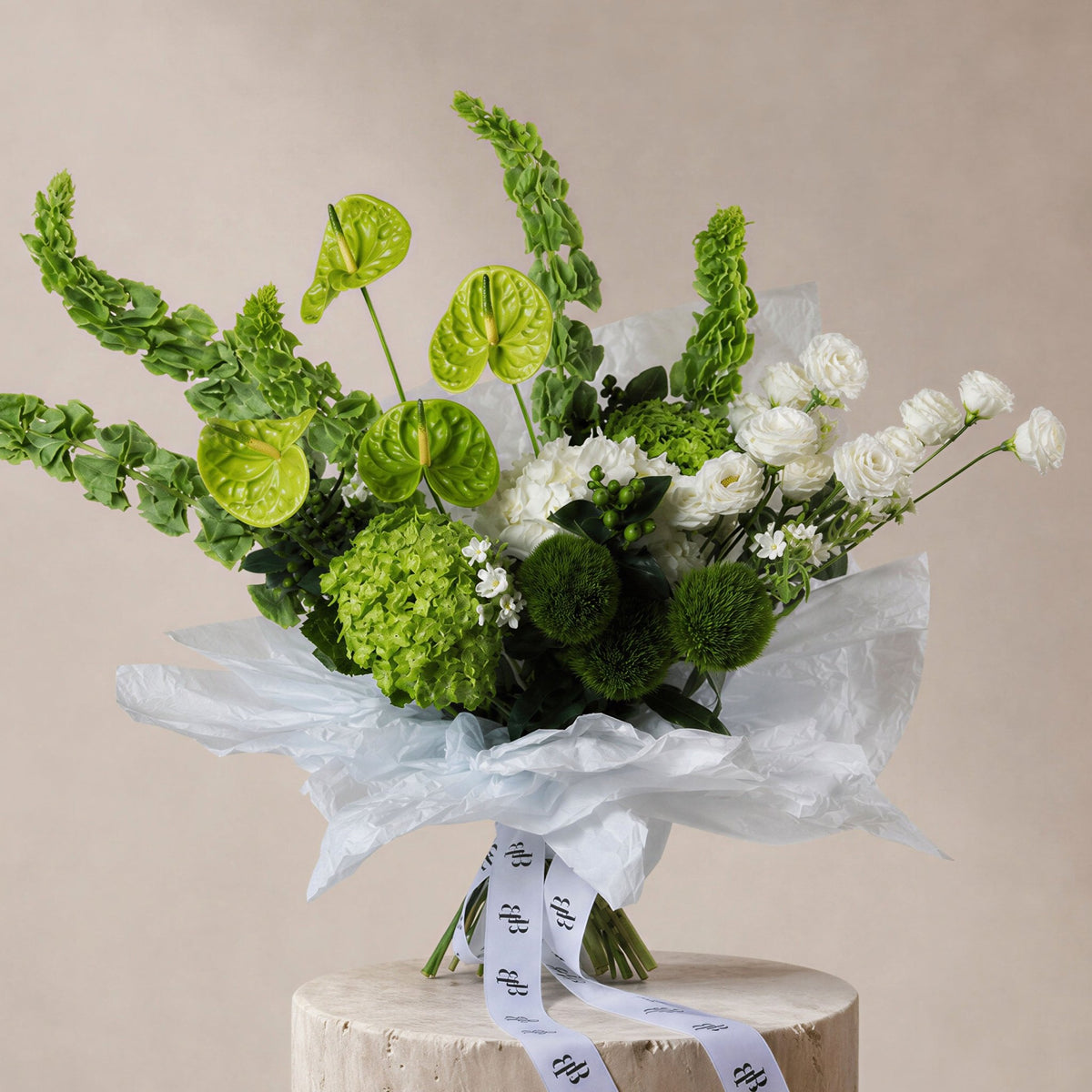 Villefranche Bouquet - BLACK AND BLANC