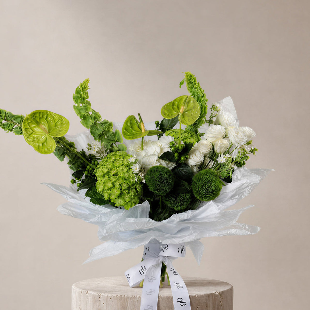 Villefranche Bouquet - BLACK AND BLANC