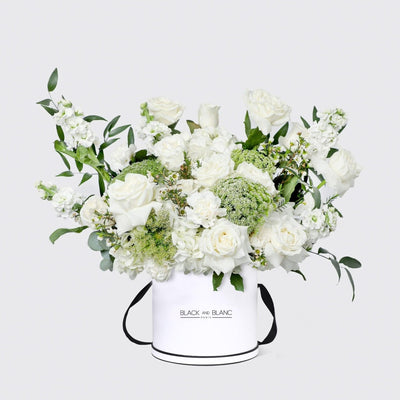 Whispering White Set - BLACK AND BLANC
