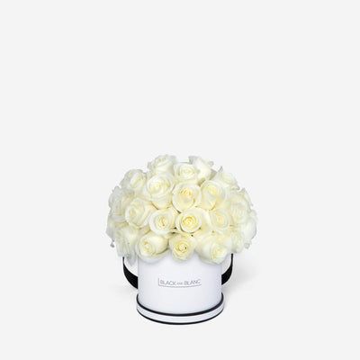 White Dôme in Box - Fresh Flowers - Le Medium / White - Box