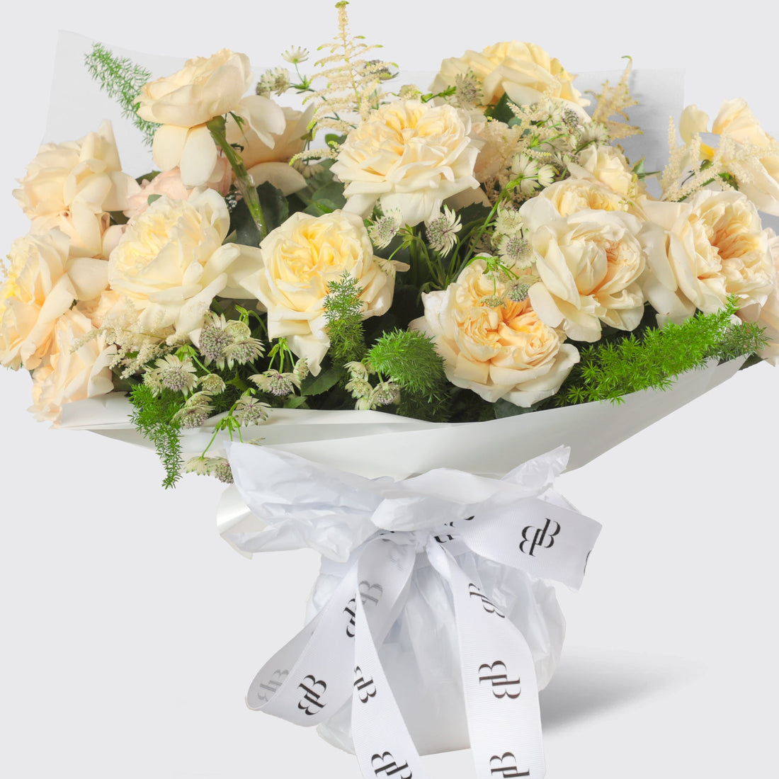 Wild Champagne Garden Rose Bouquet - BLACK AND BLANC