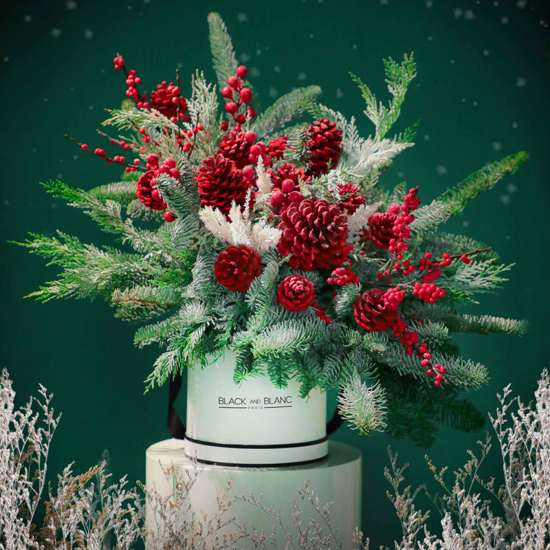 Winter Wonderland - Fresh Flowers - BLACK AND BLANC