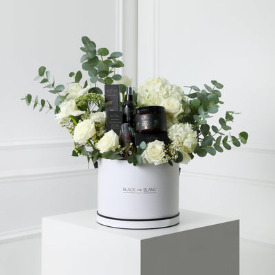 Antoinette Bouqbox with Ixora set Gift Hamper - Fresh Flowers - BLACK AND BLANC