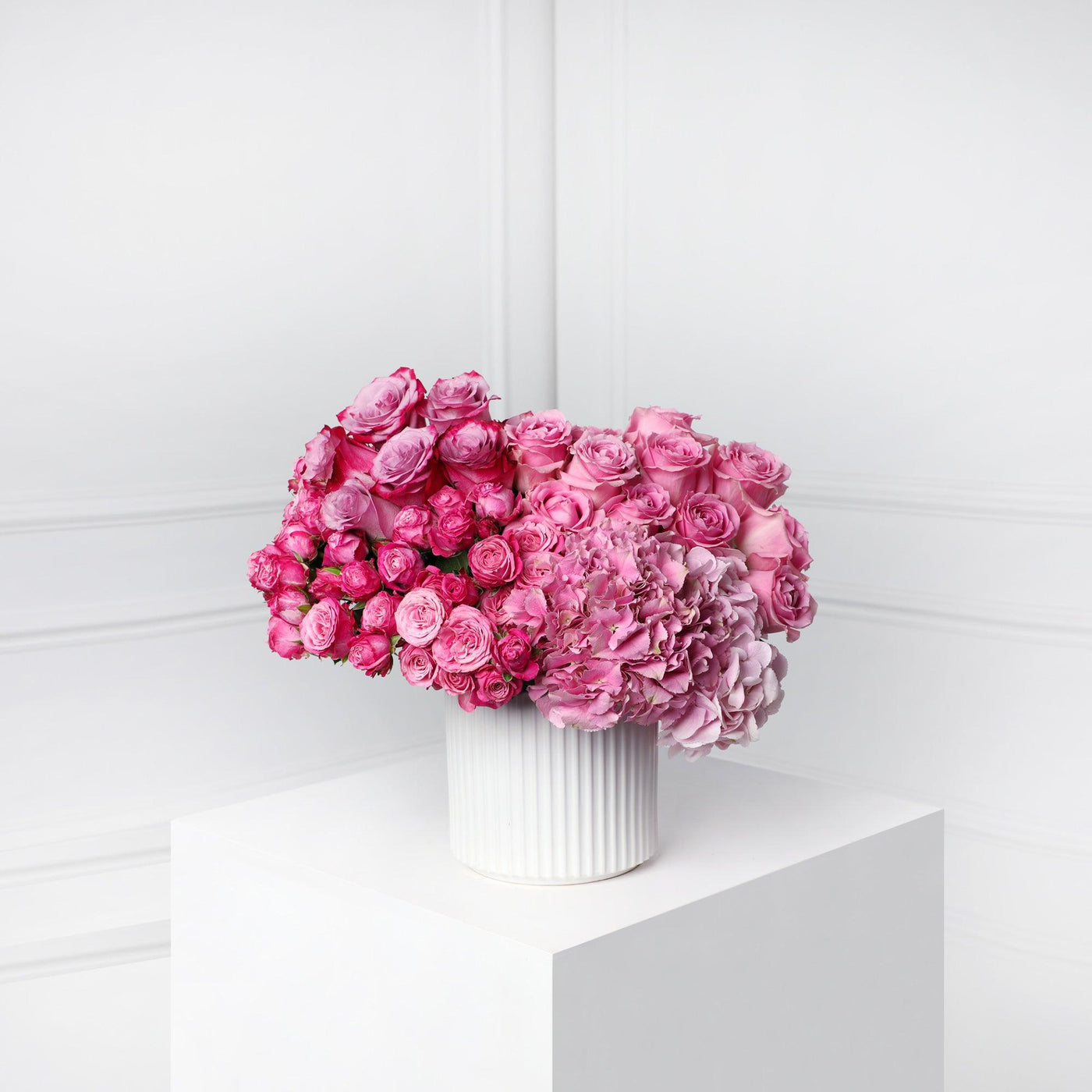 Dusky Pink Vase - Fresh Flowers - BLACK AND BLANC